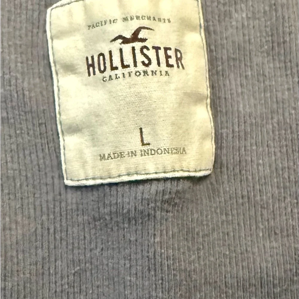 Hollister Gray Tank Top with Lace Accents vintage - Picture 2 of 2